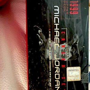 Micheal Jordan-60 card box set-Career Set-Upper deck -1999